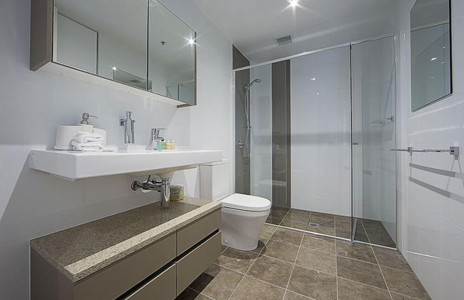 Accommodate Canberra - Manhattan - Photo 28