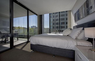 Photo 3 - Accommodate Canberra - Manhattan