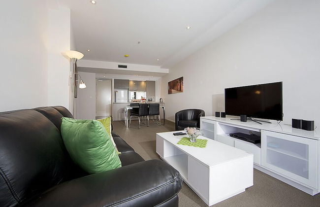 Accommodate Canberra - Manhattan - Photo 21