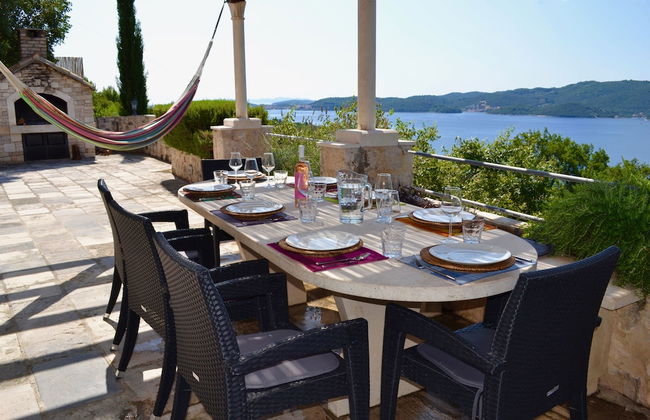 Restored 350 Year old Villa, Stunning Views, Idyllic Location, Large Pool - Foto 6