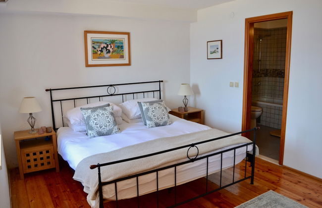 Restored 350 Year old Villa, Stunning Views, Idyllic Location, Large Pool - Foto 4