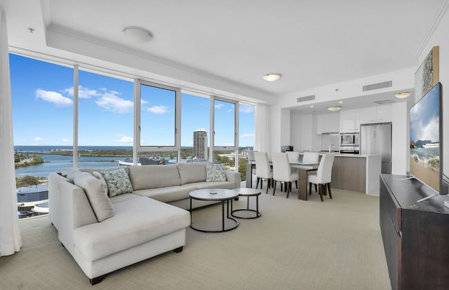 Reflection on the Sea - Foto 62