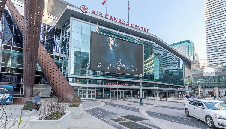 Photo 1 - GLOBALSTAY. Maple Leaf Square