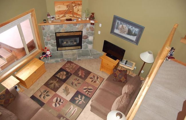 Creekview Court by Apex Accommodations - Photo 15