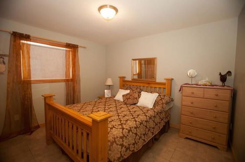 Photo 4 - Creekview Court by Apex Accommodations