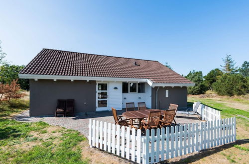 Photo 1 - 6 Person Holiday Home in Blavand