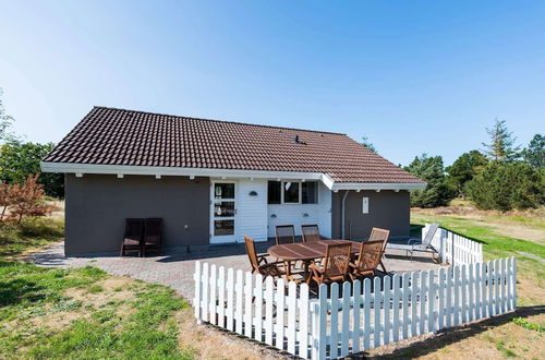 Photo 1 - 6 Person Holiday Home in Blavand