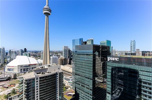 Photo 13 - Platinum Suites - Incredible CN Tower View
