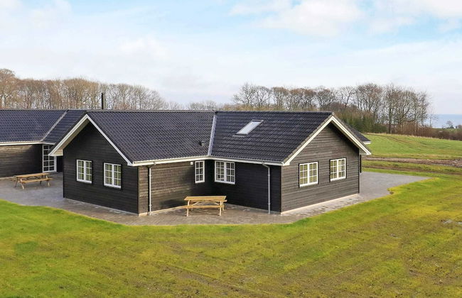 26 Person Holiday Home in Frorup - Foto 34