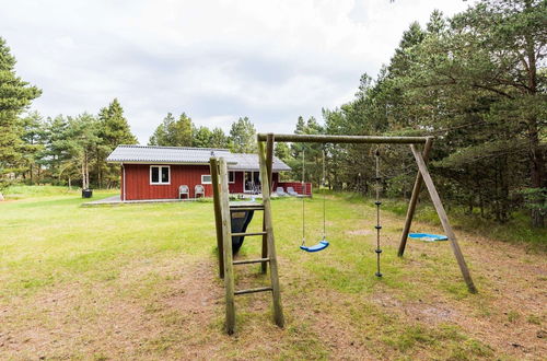 Photo 5 - 6 Person Holiday Home in Blavand