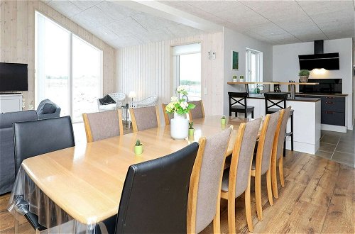 Photo 14 - 9 Person Holiday Home in Hojslev