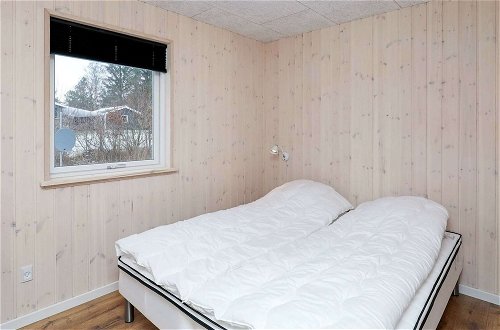 Photo 15 - 9 Person Holiday Home in Hojslev