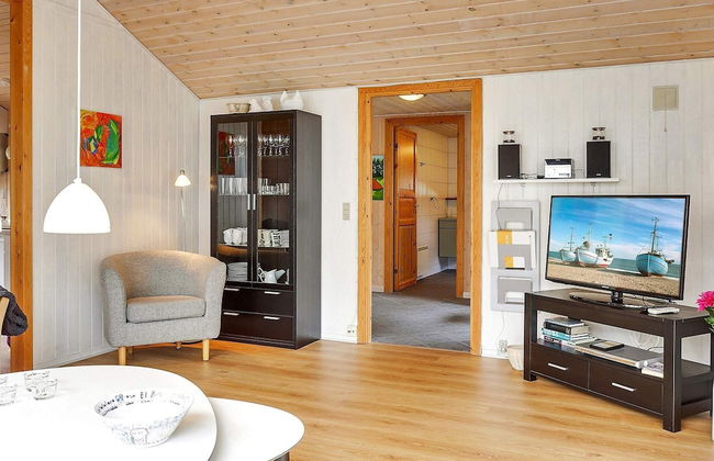 6 Person Holiday Home in Henne - Foto 11