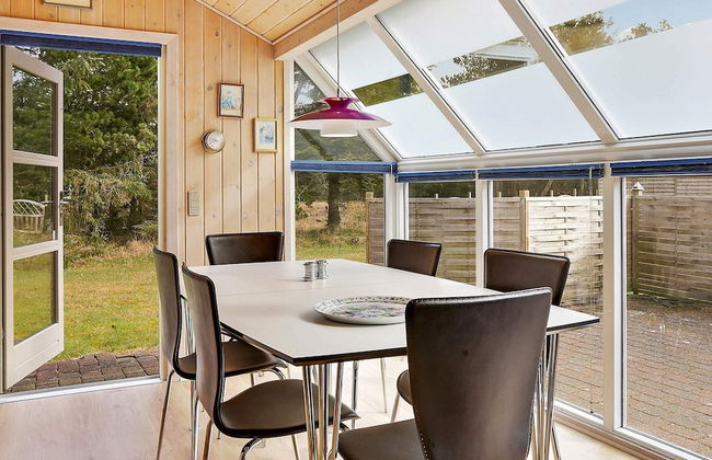 6 Person Holiday Home in Henne - Foto 14