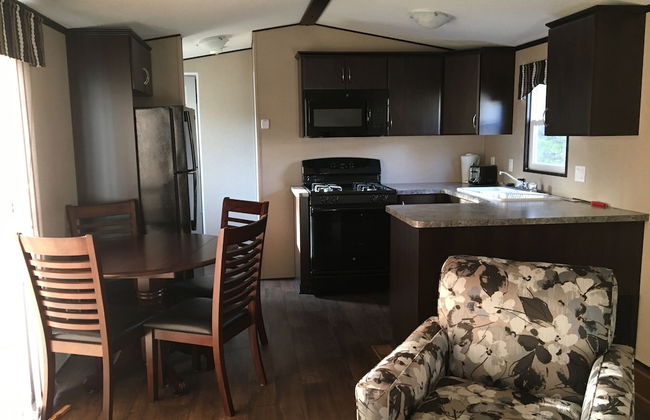 QuickStay - Heavenly Cottage (Beautiful Lake Views) - Photo 4