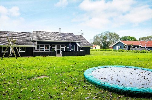 Photo 20 - 10 Person Holiday Home in Nordborg