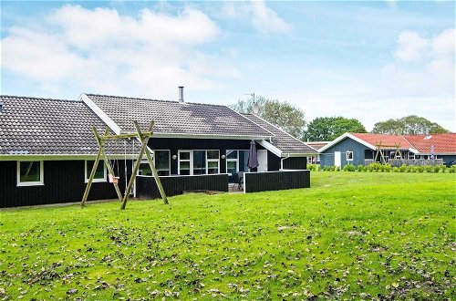 Photo 21 - 10 Person Holiday Home in Nordborg
