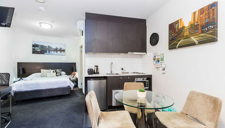 Photo 1 - Imogen, Melbourne Studio Apartment