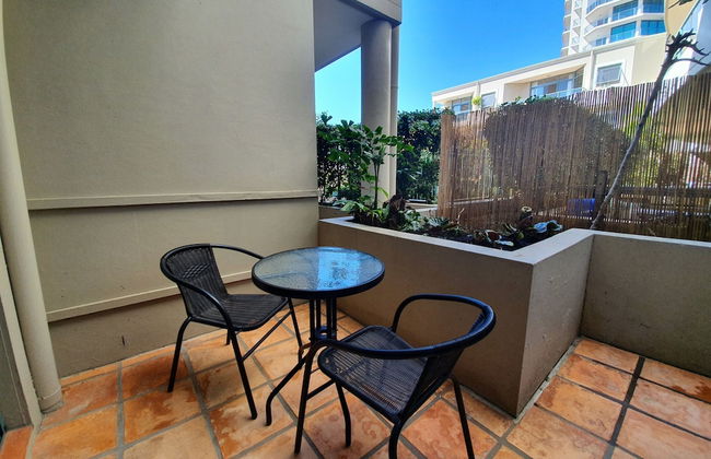 2BR Beautiful River Retreat Pool Wine Gym Netflix - Photo 22