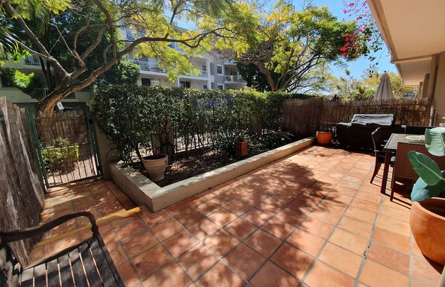 2BR Beautiful River Retreat Pool Wine Gym Netflix - Photo 9