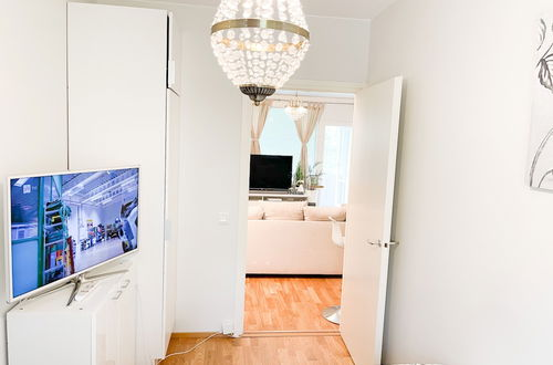 Foto 6 - 3bed Apartment 18 Mins by Metro to Helsinki Centre