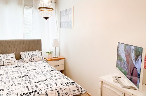 Foto 4 - 3bed Apartment 18 Mins by Metro to Helsinki Centre