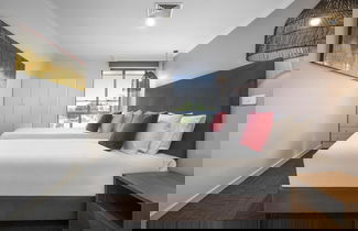 Foto 1 - Doncaster Apartments by Nightcap Plus