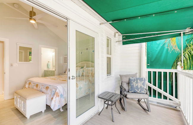 Bahamian Reed by Avantstay Walk to Everything! w/ Community Pool Week Long Stays Only - Photo 5