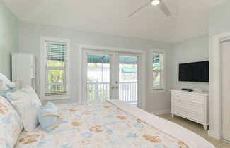 Foto 3 - Bahamian Reed by Avantstay Walk to Everything! w/ Community Pool Week Long Stays Only