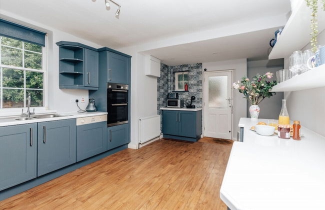 Montpellier House Centrally Located Large Garden - From 300 Per Night - Foto 51