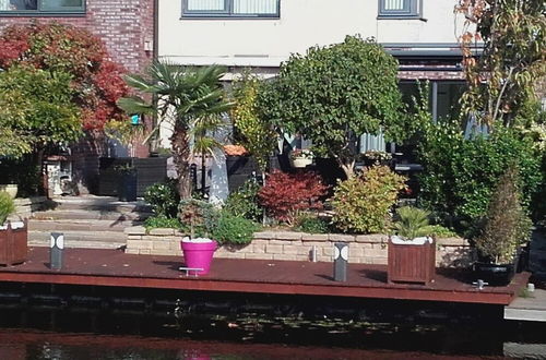 Photo 36 - Sunny Holiday Home in Alkmaar on the Water