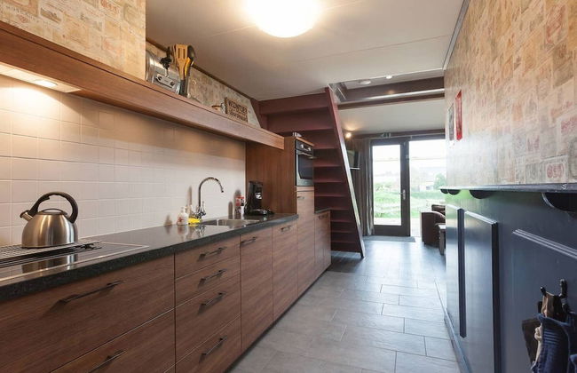 Elegant Holiday Home With Horssen With Terrace - Foto 4