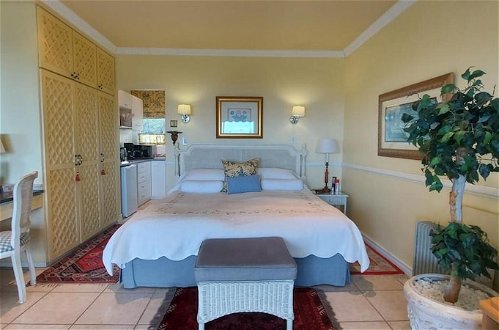 Photo 1 - Roosboom Luxury Studio - With Sea View and Kitchen, Ideal for 2 Guests, Capetown