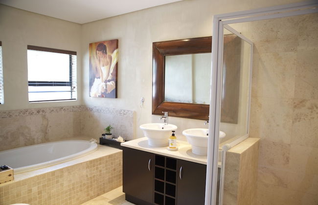 Oceana Villa Self Catering - Foto 16
