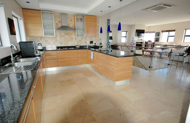 Oceana Villa Self Catering - Foto 8