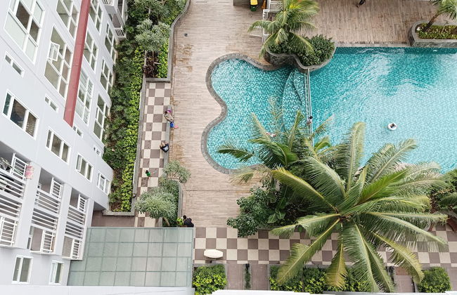 Homey And Tidy Studio Apartment At Vida View Makassar - Foto 11