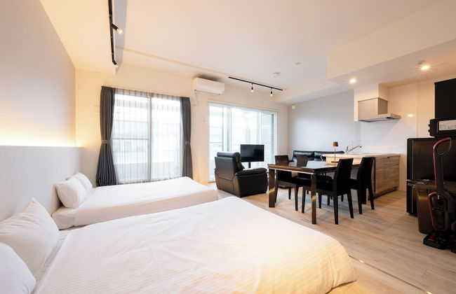 Minn Chitose - Photo 23