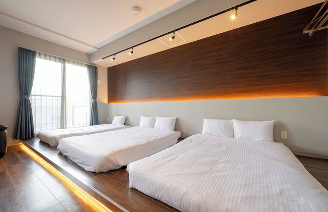 Minn Chitose - Photo 21