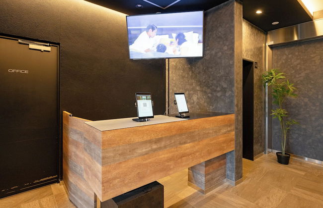 Minn Chitose - Photo 40