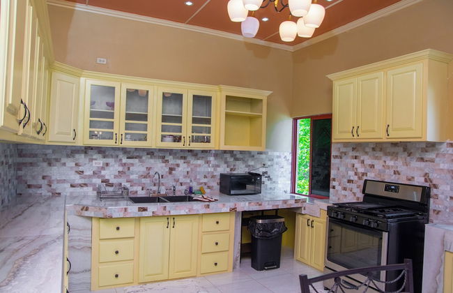 Beach-Pool-Sun-family-6 bedroom getaway - Photo 30