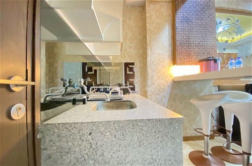 Photo 8 - Modern 2Br Apartment At Suites @Metro