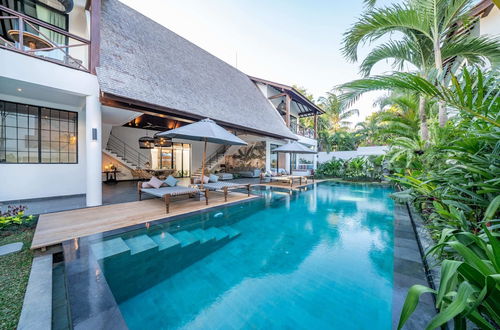 Foto 71 - Contemporary Private Villa, 4 BR, Canggu With Staff