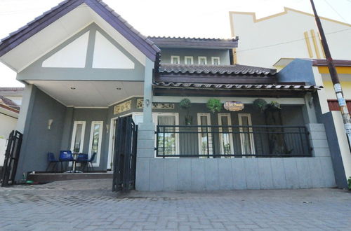 Foto 1 - D'Java Homestay Unit Ambarrukmo 2 By The Grand Java