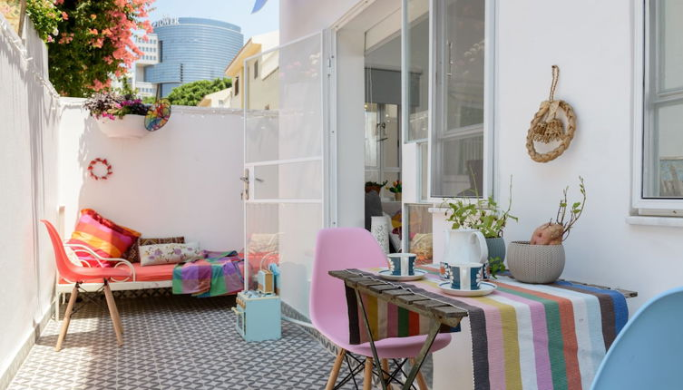 Photo 1 - Vintage & Chic with Patio by FeelHome