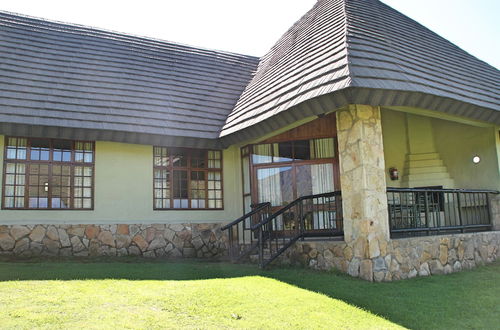 Photo 18 - Fairways Self Catering