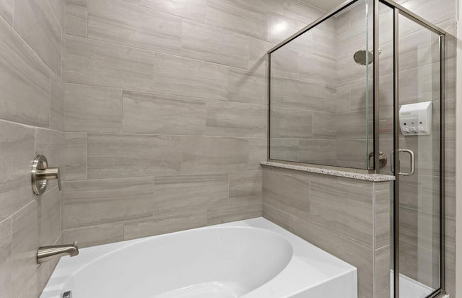 Prime Soco Charming 1BR King Suite w Pool Parking - Foto 14