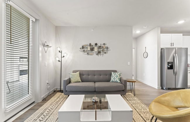 Prime Soco Charming 1BR King Suite w Pool Parking - Foto 1