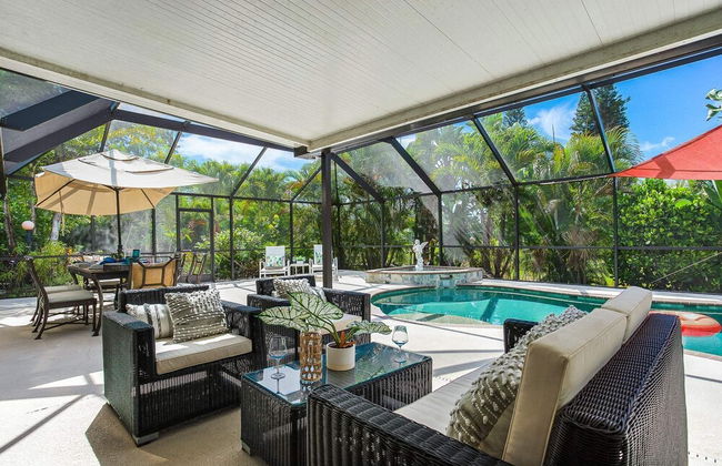 Lilac Mid-century Pool Home - Foto 5