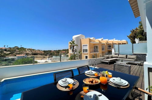 Foto 3 - Albufeira Deluxe Residence With Pool by Homing