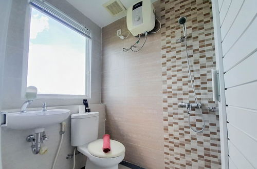 Photo 8 - Comfort And Minimalist 1Br At Student Castle Yogyakarta Apartment